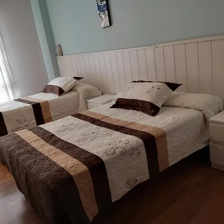 Campoamor בית הארחה 2*